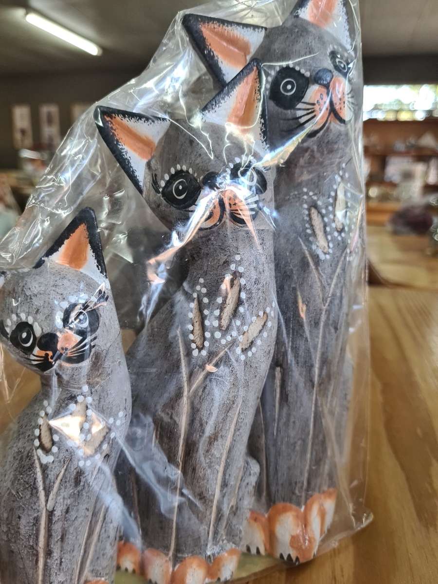 Imported Wooden Cat set