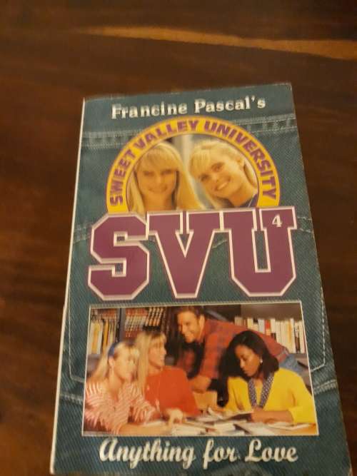 A Super Cool Sweet Valley University and High Book Collection