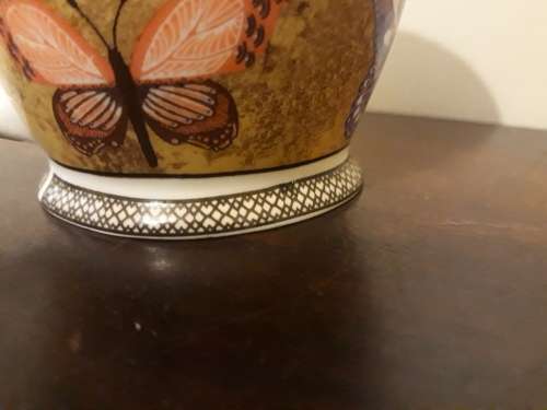 A Gorgeous Collector`s Cup/Mug by Golden Monarch