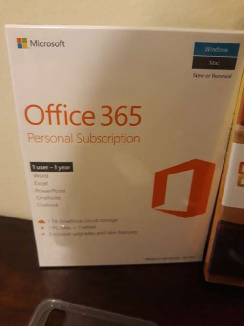 A Job Lot of Phone and PC Related Items (PLEASE READ BELOW)