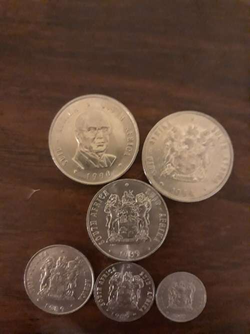 A Stunning Lot of SA Notes and Coins in EXCELLENT Condition!