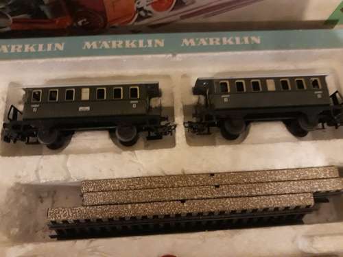 MARKLIN Vintage Train Set - Complete with Tracks!