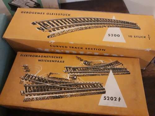 MARKLIN Vintage Train Set - Complete with Tracks!