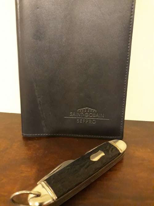 Vintage Richards & Sheffield Pocket Knife with a Leather Folder