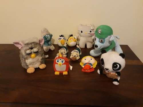 Original Furby, 1983 Smurf and MORE!