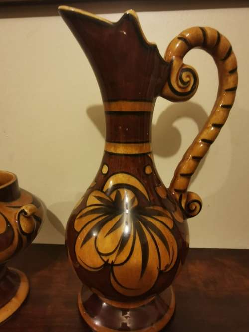 Made in Hawaii - Stunning Pottery Planter Set