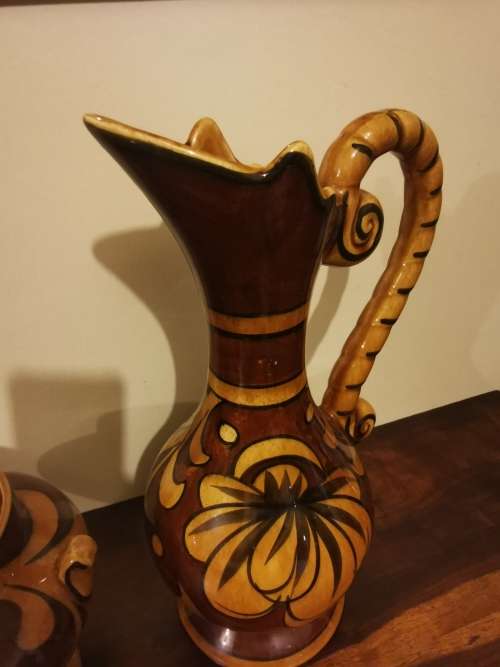 Made in Hawaii - Stunning Pottery Planter Set