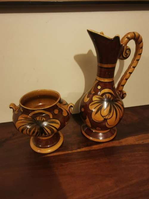 Made in Hawaii - Stunning Pottery Planter Set