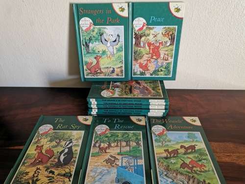 Very Rare!!! Farthing Wood Animals Collection by Buzz Books x13