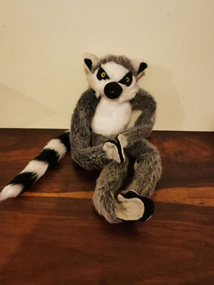 A Lemur by: Africa`s Legends - Perfect Condition!
