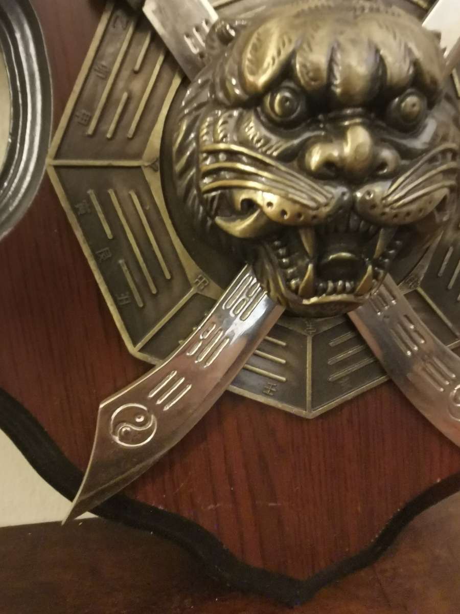 Stunning Oriental Military Art