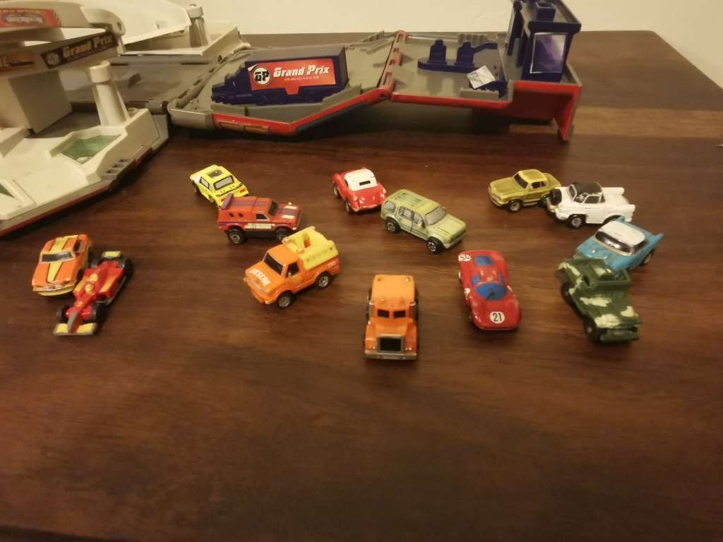 Micro Machine Grand Prix Truck with Cars