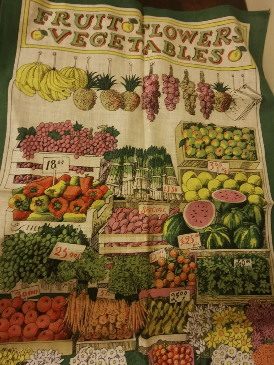 Very Rare Made in Ireland by Ulster Weavers - Pat Albeck Cloth Art