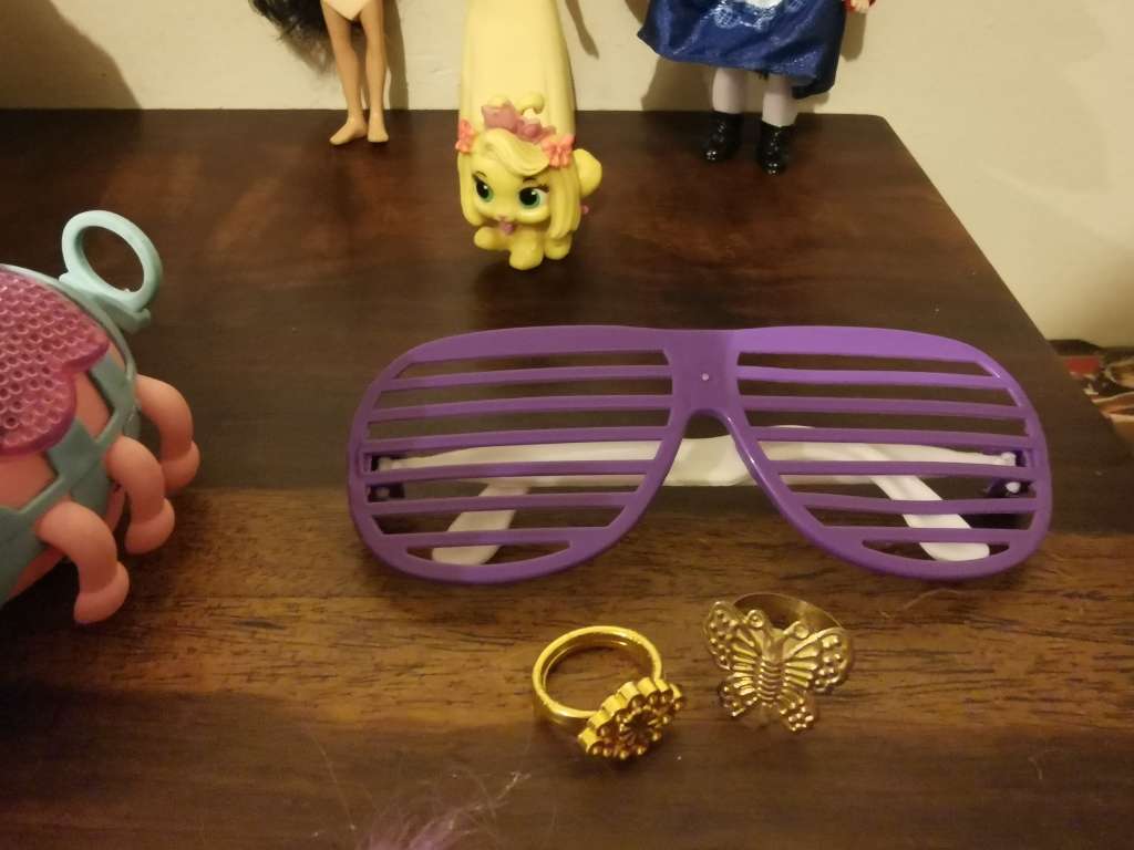 Lovely Selection of Girl`s Toys - see pics