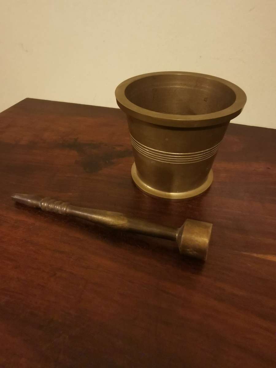 Solid Brass Mortar and Pestel of 770 Grams - Very Vintage