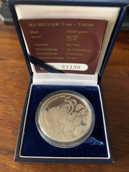 **1995 Silver 1OZ R2 UN50**