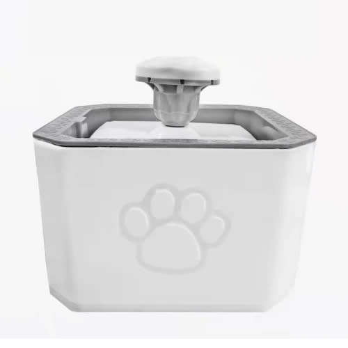 Convenient Pet Water Fountain With Filter, Cat Water Fountain, Dog Water Fountain (Random Color)
