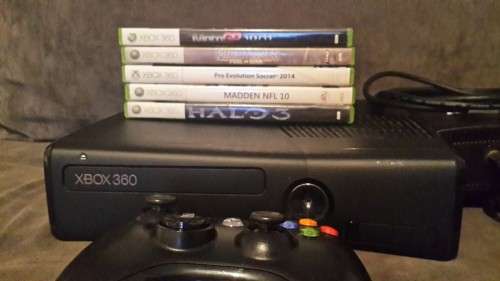 Xbox 360 Slim 250GB + 5 Games