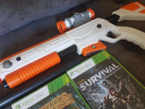 Xbox 360 Top Shot Elite Gun + Sensor + 2 Games