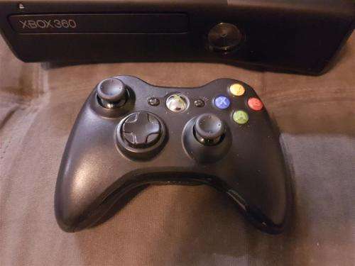 Xbox 360 Slim 4GB Matt