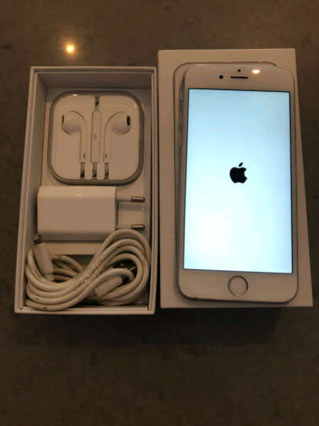 Iphone 6s 128gb *Free Aramex Shipping*