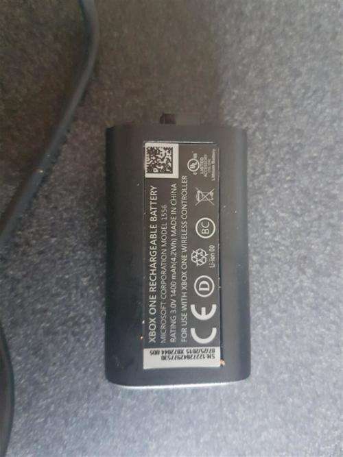 Xbox One Play & Charge Kit