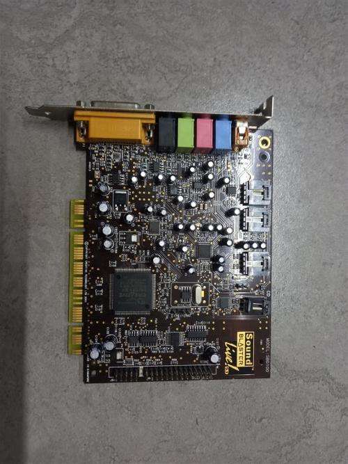 Sound Blaster Live SB0100