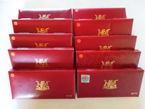 (Buy Now) 10 x Empty SAM Proof Cases - Red