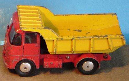Corgi E.R.F. Model 64 G, Tipper Truck