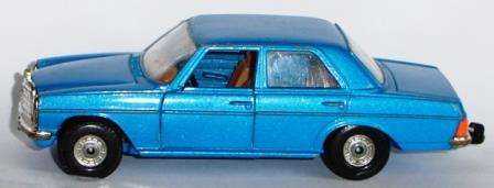 Corgi Mercedes-Benz 240 D
