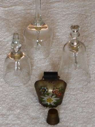 A lot of Bells, and other brass items from a collection of brass smalls.