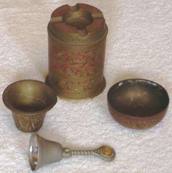 A lot of Bells, and other brass items from a collection of brass smalls.