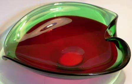 A magnificient Red & Green Pansy Bowl.