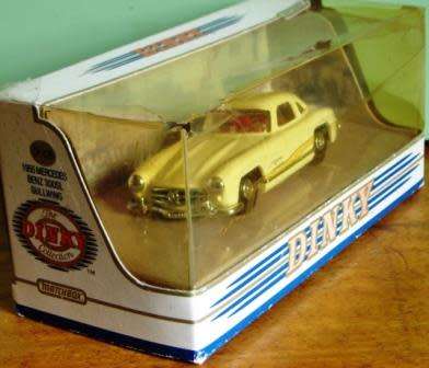 Dinky DY-12B 1955 Mercedes Benz 300SL Gullwing
