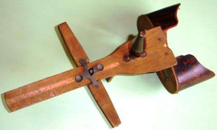 A stereo viewer with 15 photographs.