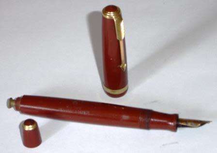 Parker Duofold Fountain Pen.  Anchor in Circle Trade Mark Color Brown.