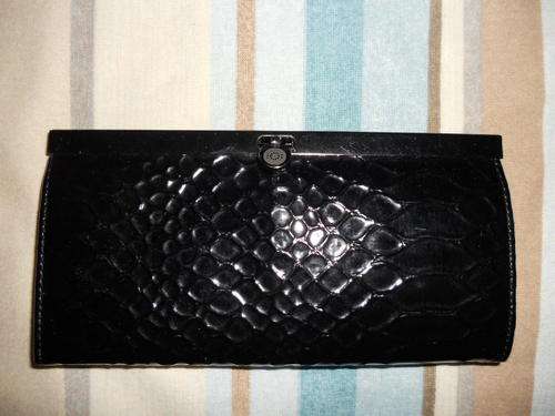 BLACK PURSE - BID FROM R1