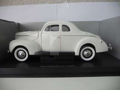 1940 Ford Deluxe Coupe - Eagle's Race  - 1:18 White