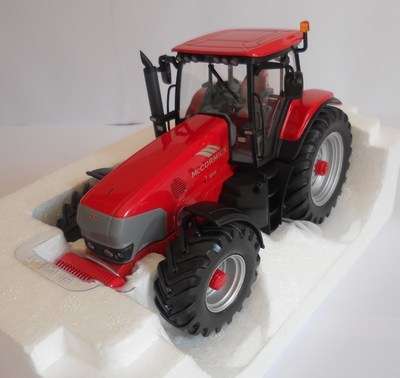 McCormick ZTX Tractor - 1:32