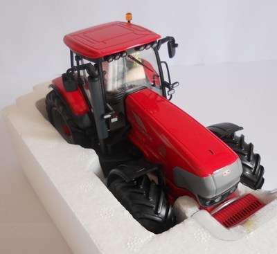McCormick ZTX Tractor - 1:32