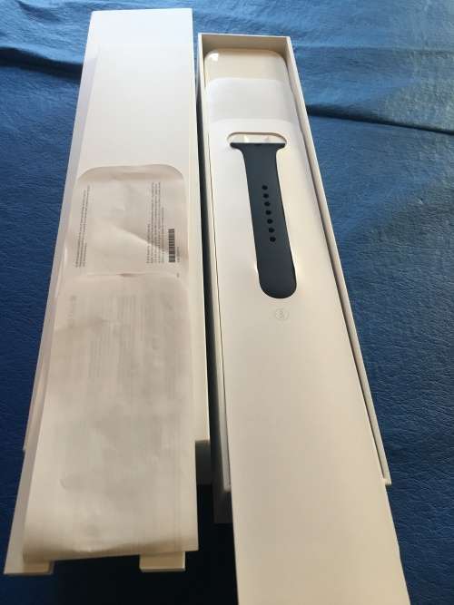 BLACK FRIDAY !!! APPLE WATCH 42MM 1ST GEN - GOLD + NAVY SPORT BAND - BRAND NEW+ WARRANTY !!!
