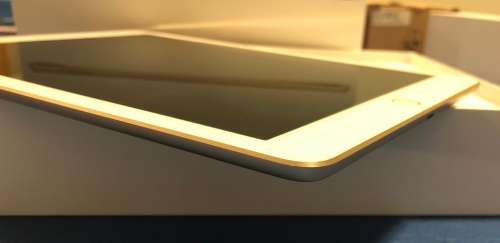 APPLE IPAD AIR 2 - A1566 - 16GB WIFI GOLD - DEMO - LIKE NEW + WARRANTY !!!