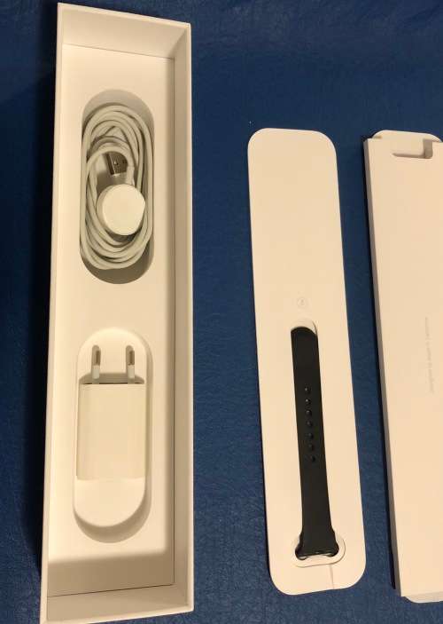 APPLE WATCH 42MM 1ST GEN - SPACE GREY & BLACK SPORT BAND - DEMO UNIT - LIKE NEW