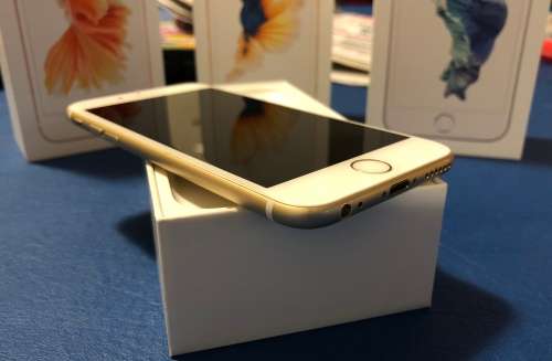 APPLE iPHONE 6S 64GB - GOLD - IN BOX - GOOD CONDITION