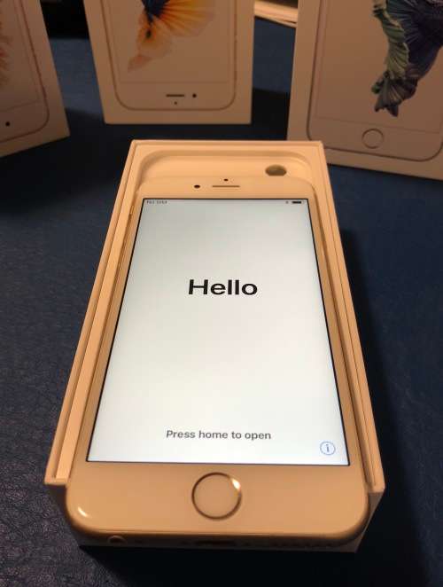 APPLE iPHONE 6S 64GB - GOLD - IN BOX - GOOD CONDITION
