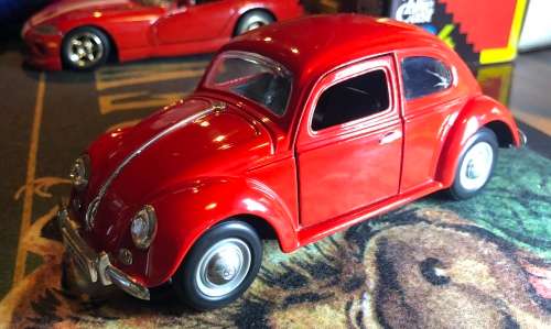 VW BEETLE 55 - 1:24 - SUNSTAR - GOOD CONDITION