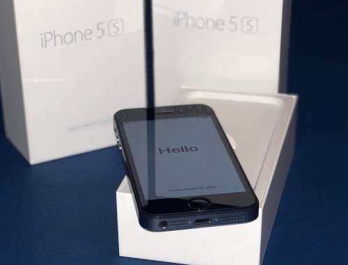 APPLE iPHONE 5S 16GB - SPACE GREY - IN BOX - EXCELLENT CONDITION