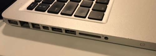 MACBOOK PRO 13" A1278 MC700 -i5 -2.3GHZ - 4GB - 320GB - GOOD CONDITION