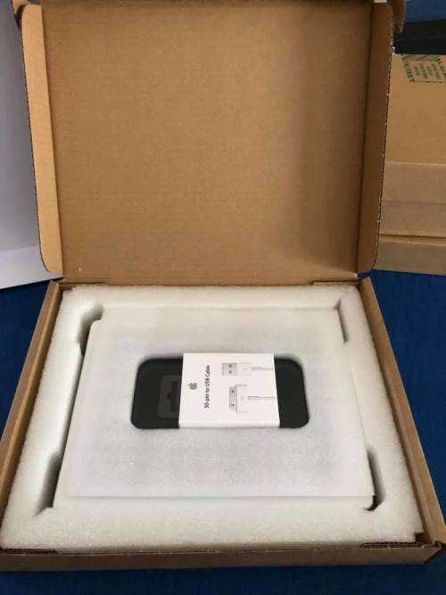 APPLE IPAD 3  - A1430 - 32GB WIFI + 3G -  BRAND NEW !!!