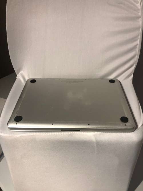 MACBOOK PRO 13.3"  - i5 - 2.4GHZ- 8GB - 500GB - A1278 MD313 - GOOD CONDITION